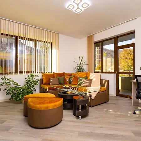 Two Bedroom Karavelov With Private Parking Medical Plovdiv