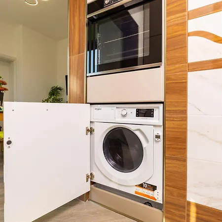 Apartment Two Bedroom Karavelov With Private Parking Medical *