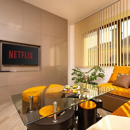 Apartment Two Bedroom Karavelov With Private Parking Medical Plovdiv