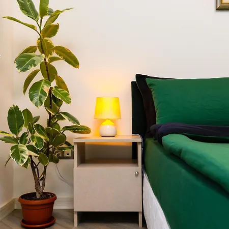 Two Bedroom Karavelov With Private Parking Medical Apartment Plovdiv