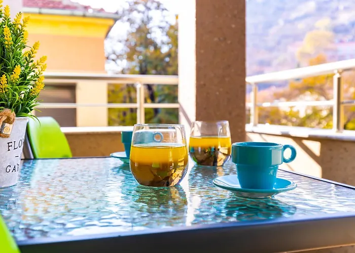 Two Bedroom Karavelov With Private Parking Medical * Plovdiv