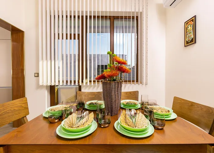 Two Bedroom Karavelov With Private Parking Medical 公寓 *