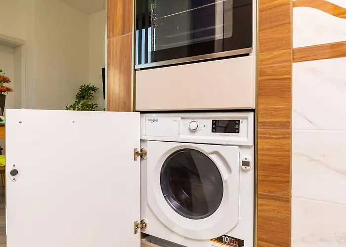 Apartamento Two Bedroom Karavelov With Private Parking Medical *