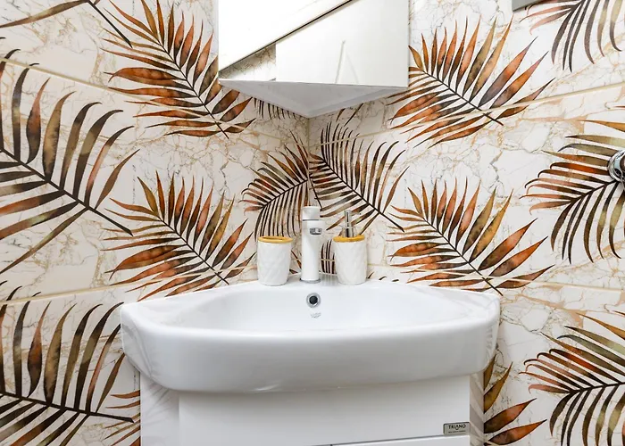 Two Bedroom Karavelov With Private Parking Medical *