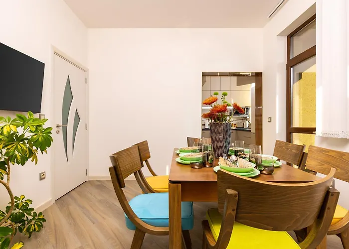 Two Bedroom Karavelov With Private Parking Medical * Plovdiv